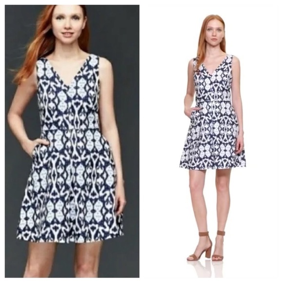 GAP 100% Linen Blue White Ikat Fit & Flare Summer Dress sz 6 - Picture 1 of 8